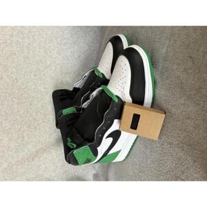 Nike Air Jordan 1 Retro High OG “Lucky Green” Men’s 11.5
